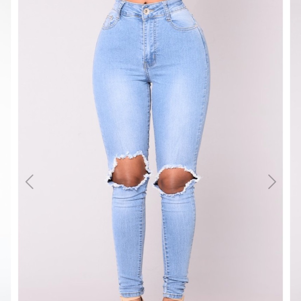 FASHION NOVA “BLUE DREAM” HIGH RISE JEANS